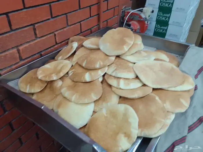 مطلوب مخبز لا ايجار او بالنسبة يكون في جدة او مكة بكامل عدتة 7