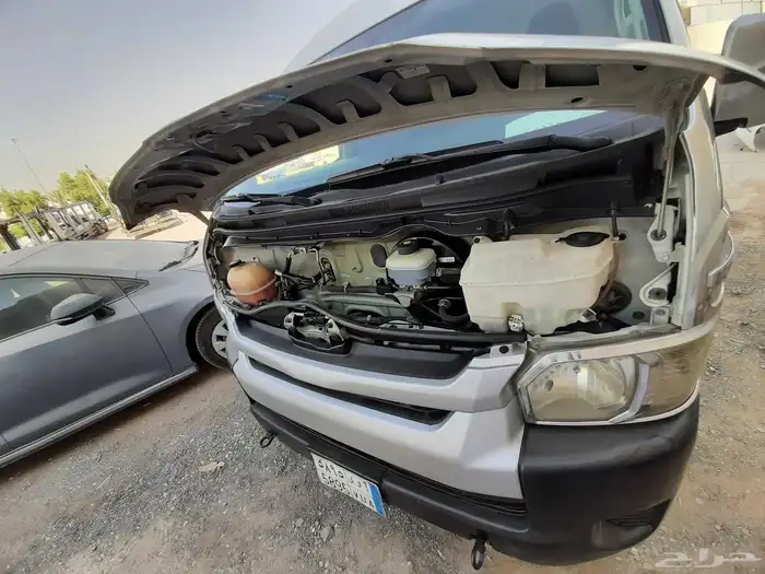 باص فإن بضاعة بنزيم موديل 2014 للبيع 10