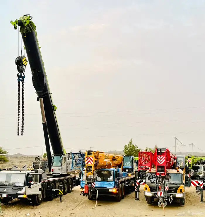 Crane and Flatbed Rental 28