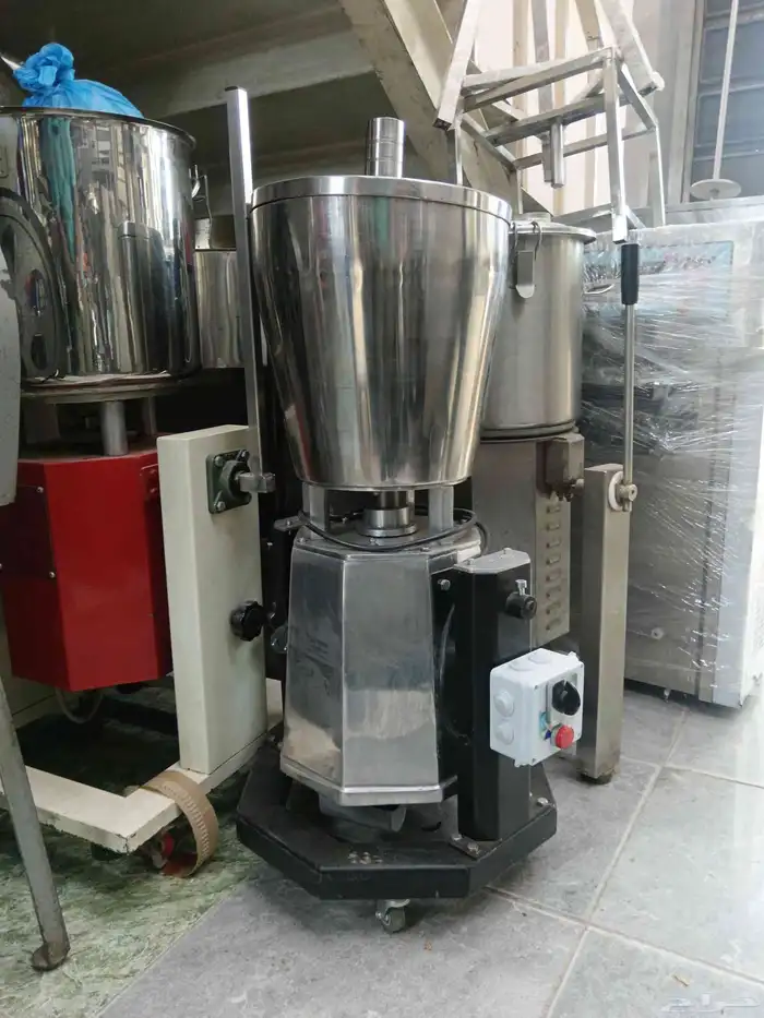Hummus machine 3