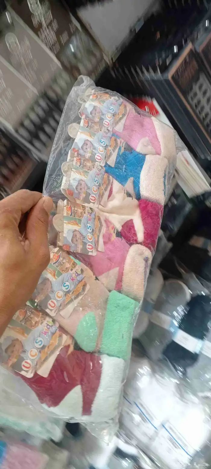 طاوله مخمل طاوله حديد طاوله رخام طاوله طعام 9