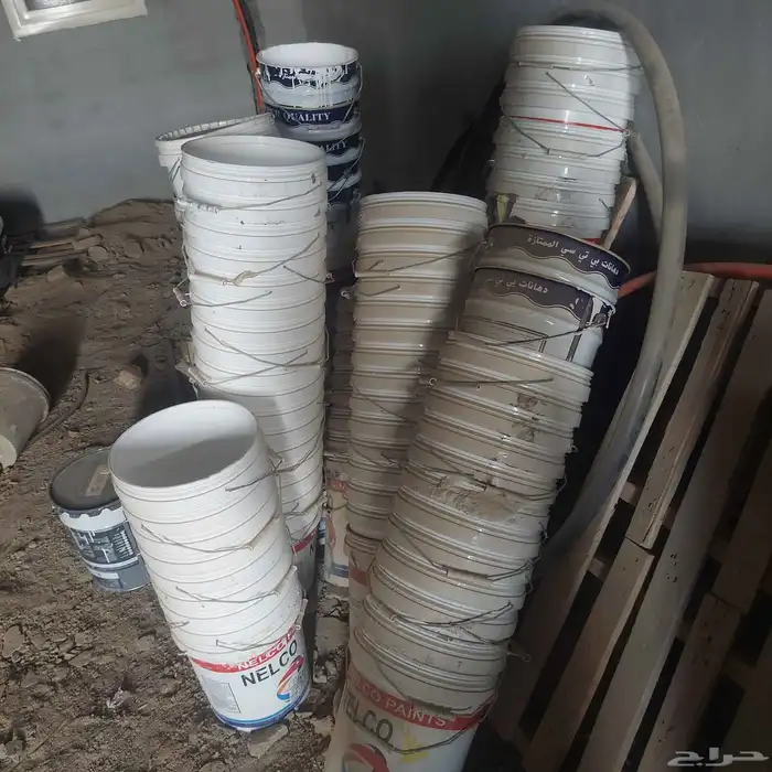 سطول بويه نظيفه العدد فوق الميه 1