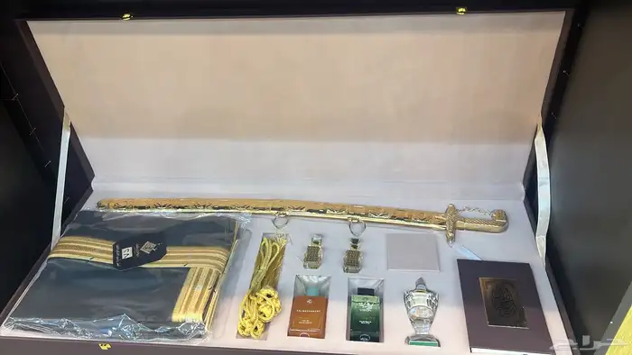 دروع تخرج وهدايا زوات وفروات 74