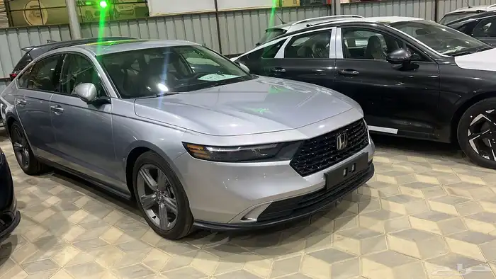 هوندا اكورد 2025. EX 2