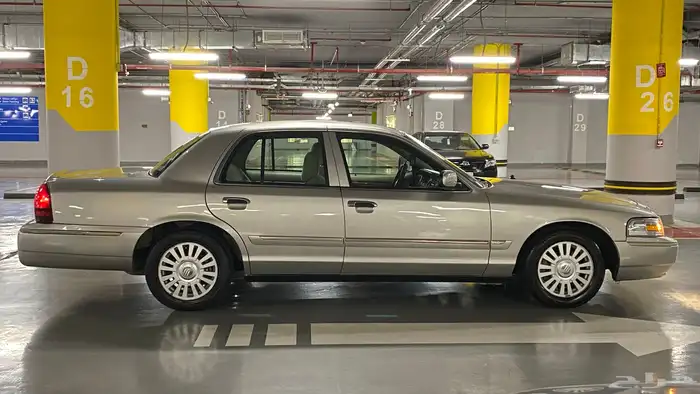 فورد جراند ماركيز 2007 بقمه النظافه 12
