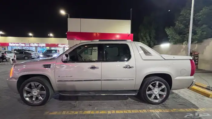 كاديلاك اسكاليد موديل 2007 نسخه خليجيه 1