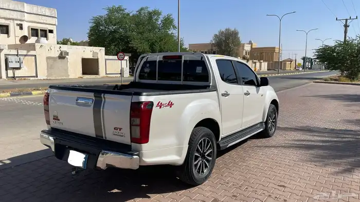ايسوزو ديماكس 2019 1