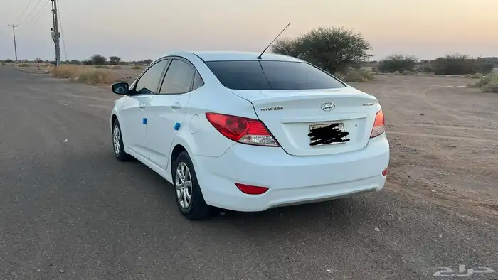 للبيع اكسنت 2013 1