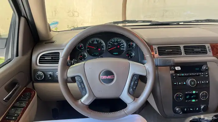 يوكن 2012 دبل (بحالة نظيفة جدا ) 8