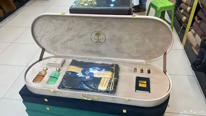 دروع تخرج وهدايا زوات وفروات 76