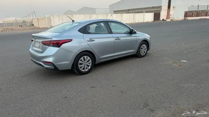 للبيع اكسنت 2020 6