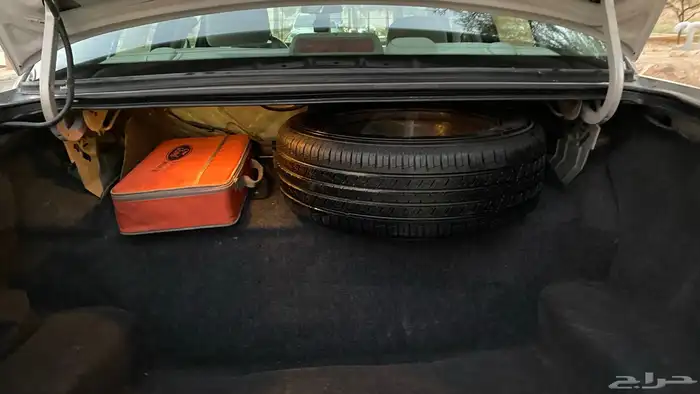 فورد كراون فكتوريا 2009 نظيف 18