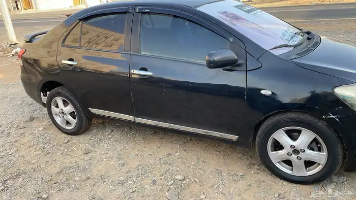 للبيع سياره تويوتا يارس 0