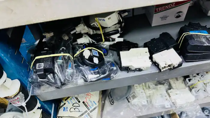 قطع غيار مكيفات ثلاجات غسالات أفران مكانس 18