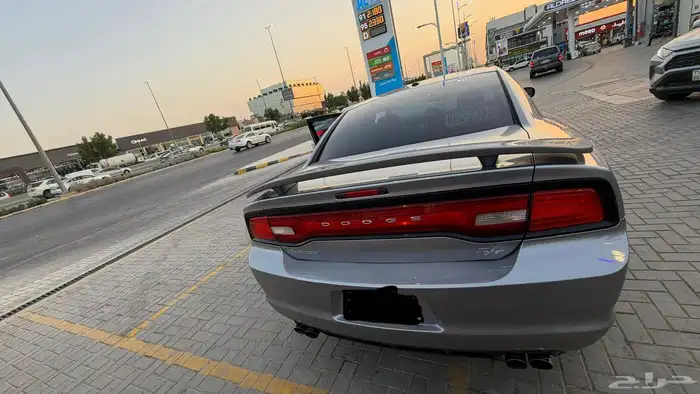 تشارجر 2013 للبيع 8