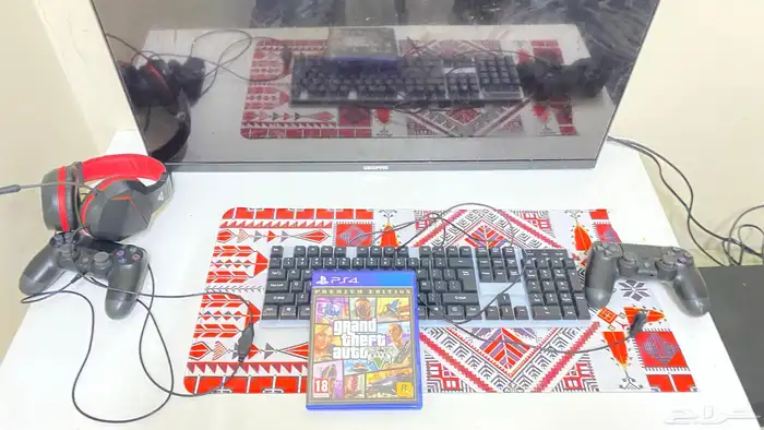 للبيع سوني فور سليم 3