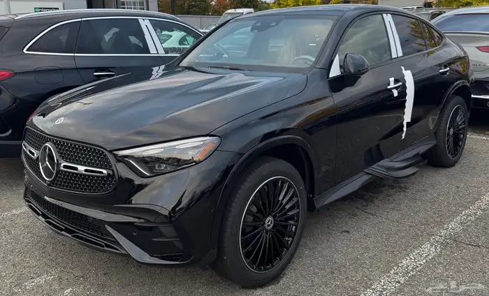 للبيع مرسيدس GLC300 كوب 2026 اصفار فل الفل وارد كندا 1