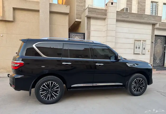 باترول بلاتينيوم 2024 سعودي (شبه جديد) 16