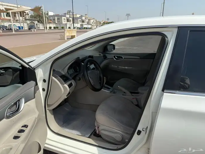 نيسان سينترا 2016 10