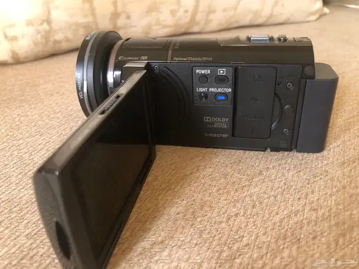 كاميرا سوني (Sony) من طراز HDR-PJ260E 3