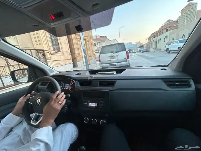 رينو دوكر 2024 4