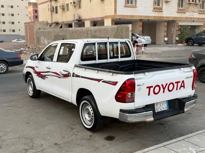 هايلوكس 2017 نظيف جدا للبيع 5