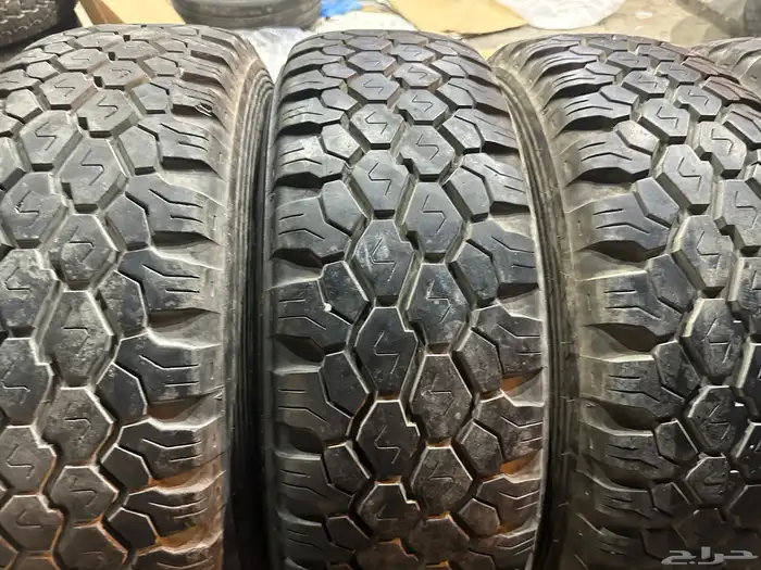 جنوط ديازل وكاله مع كفرات دنلوب لبنه وكاله مقاس 17 جيب 11