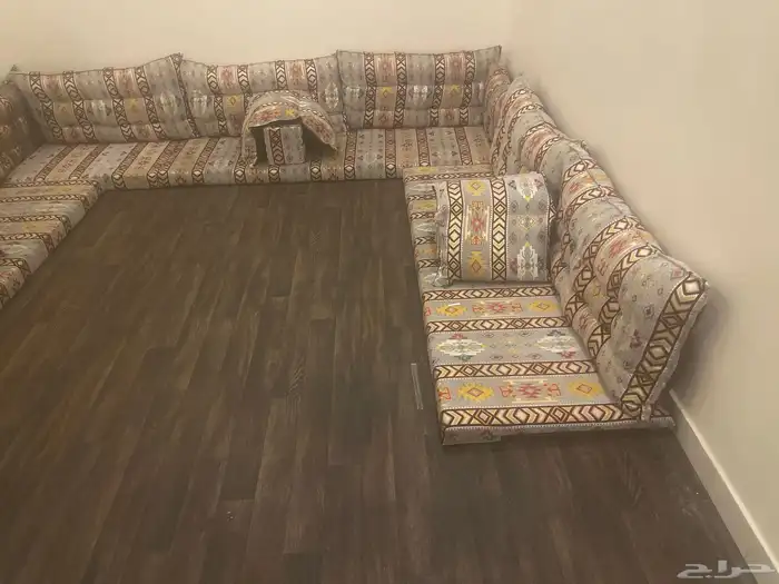 كنب ارضي للبيع 0
