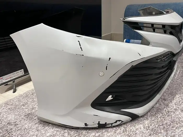 صدام كامري GLE 2020 اصلي بوية بلادة 1