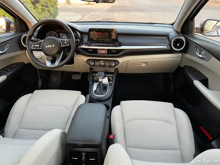 Kia Cerato 2024 Automatic 1.6 L 7