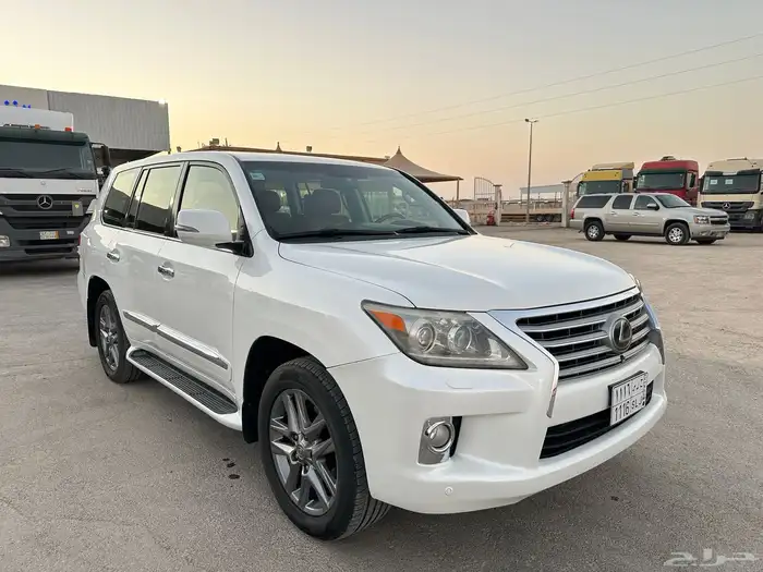 لكزس 2012 سعودي فل كامل قمه في النظامه البدي المحركات وكاله 1