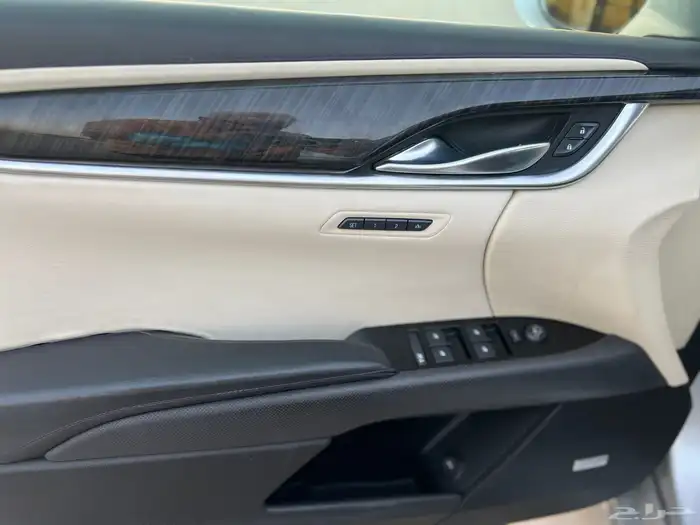 كاديلاك XT5 بلاتينيوم فل كامل تنفس طبيعي 34