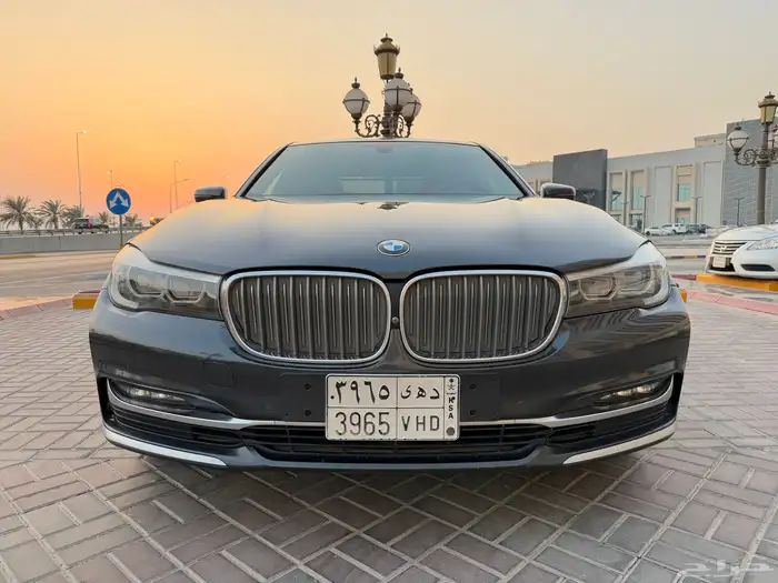 بي ام 730 Li مواصفات خاصة موديل 2017 وارد ناغي 2
