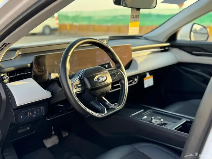 فورد تورس ترند 2023 4