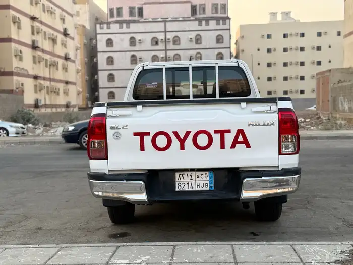 هايلوكس 2017 نظيف جدا للبيع 6