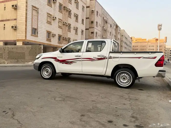 هايلوكس 2017 نظيف جدا للبيع 4