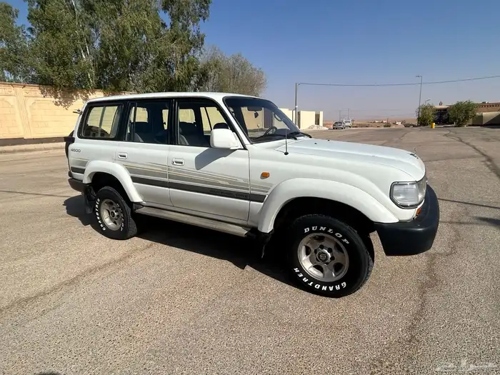 جيب تايوتا لاند كروزر 96 3