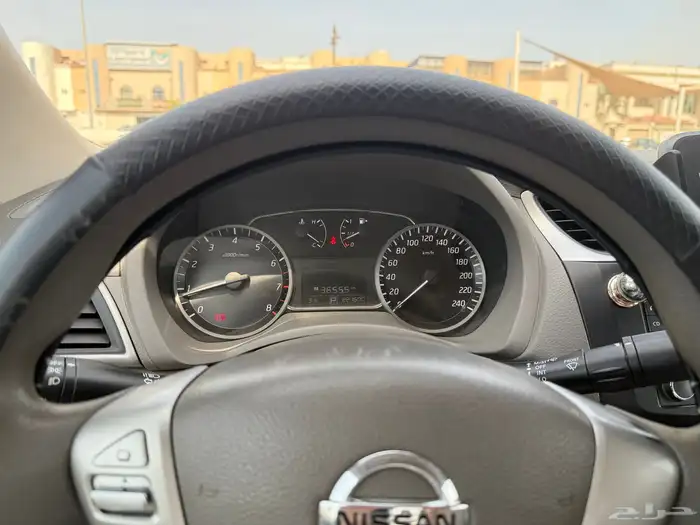 نيسان سينترا 2016 12
