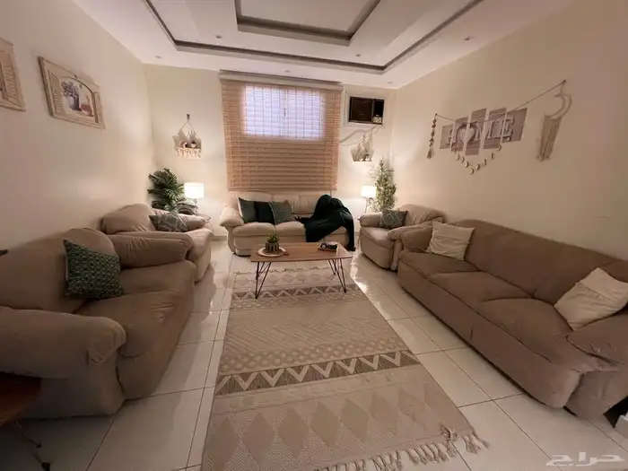 كنب استرخائي هوم سنتر مستخدم 0