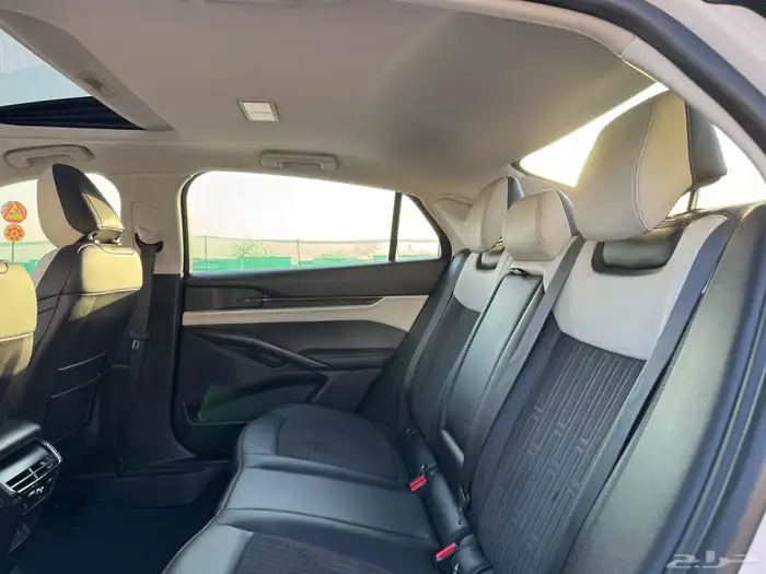 فورد تورس ترند 2023 10