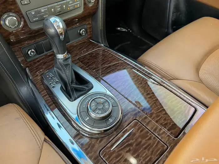 نيسان باترول بلاتينوم V8 2015 9