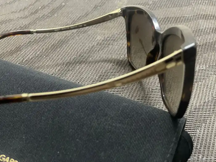 نظارة شمسية نسائية من ماركه BVLGARI للبيع 2