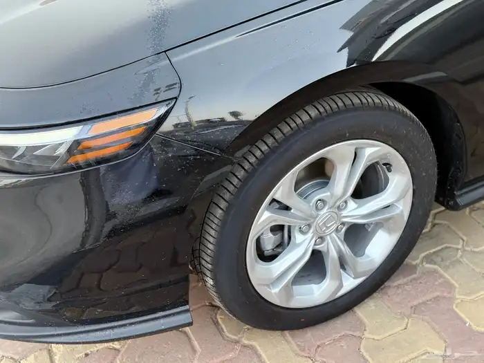 هوندا اكورد ستاندر 2025 LX 9