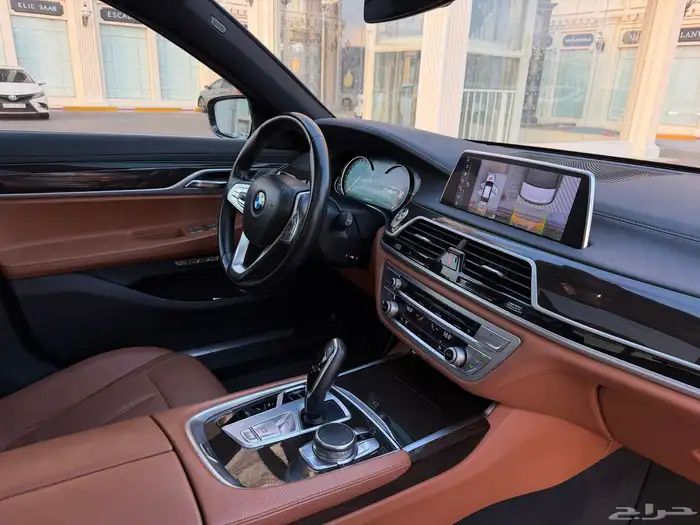 بي ام 730 Li مواصفات خاصة موديل 2017 وارد ناغي 24