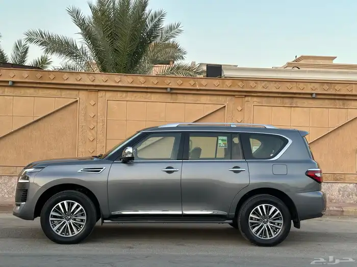 نيسان باترول 2021 فل كامل بلاتينيوم نظيف للبيع 1