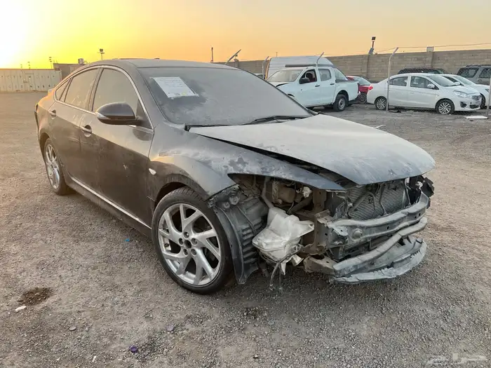 مازدا 6 2013 فل كامل رياضي مصدوم 3