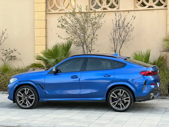 بي ام دبليو x6 50i 10