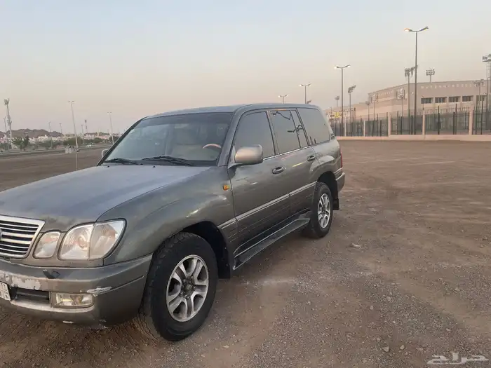 جيب لكزس LX470 ممشى قليل نظيف 1