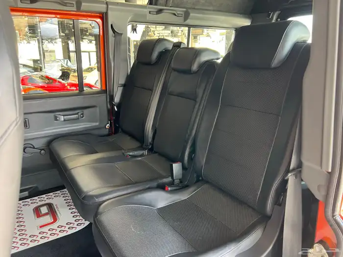 ديفندر 110 قير اوتوماتيك - LAND ROVER Defender 110 7