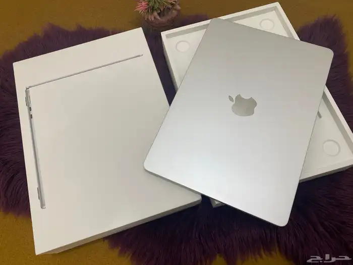 ماك بوك اير M2 نفس الجديد 19